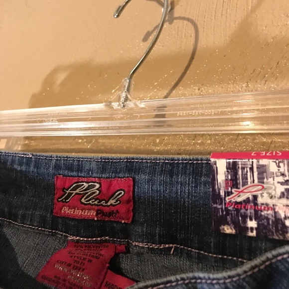 Platinum plush girls - Picture 5 of 5